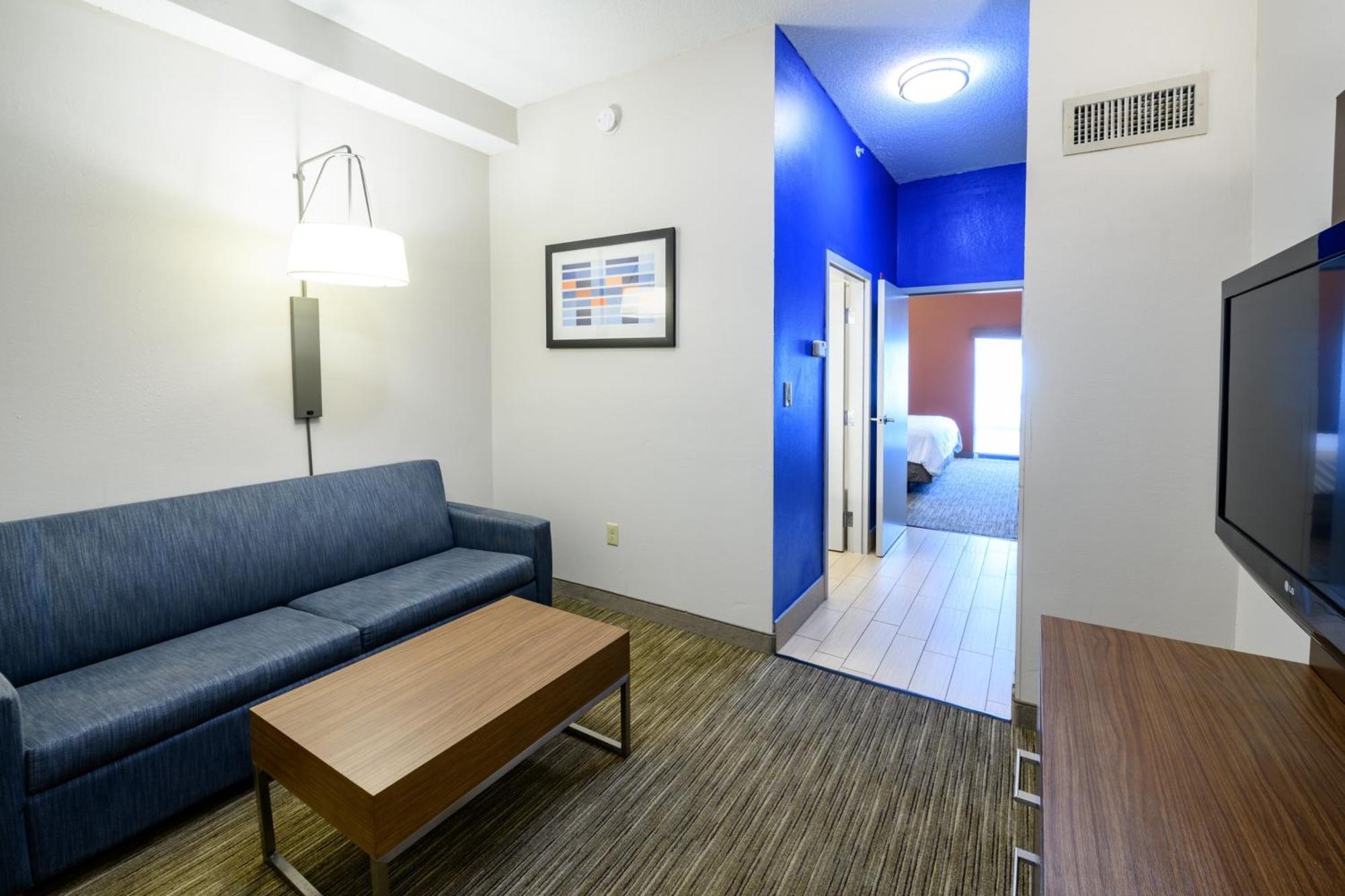 Holiday Inn Express Hotel & Suites Blythewood By Ihg Exterior photo