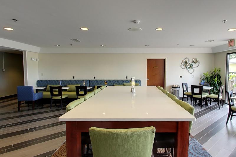 Holiday Inn Express Hotel & Suites Blythewood By Ihg Exterior photo
